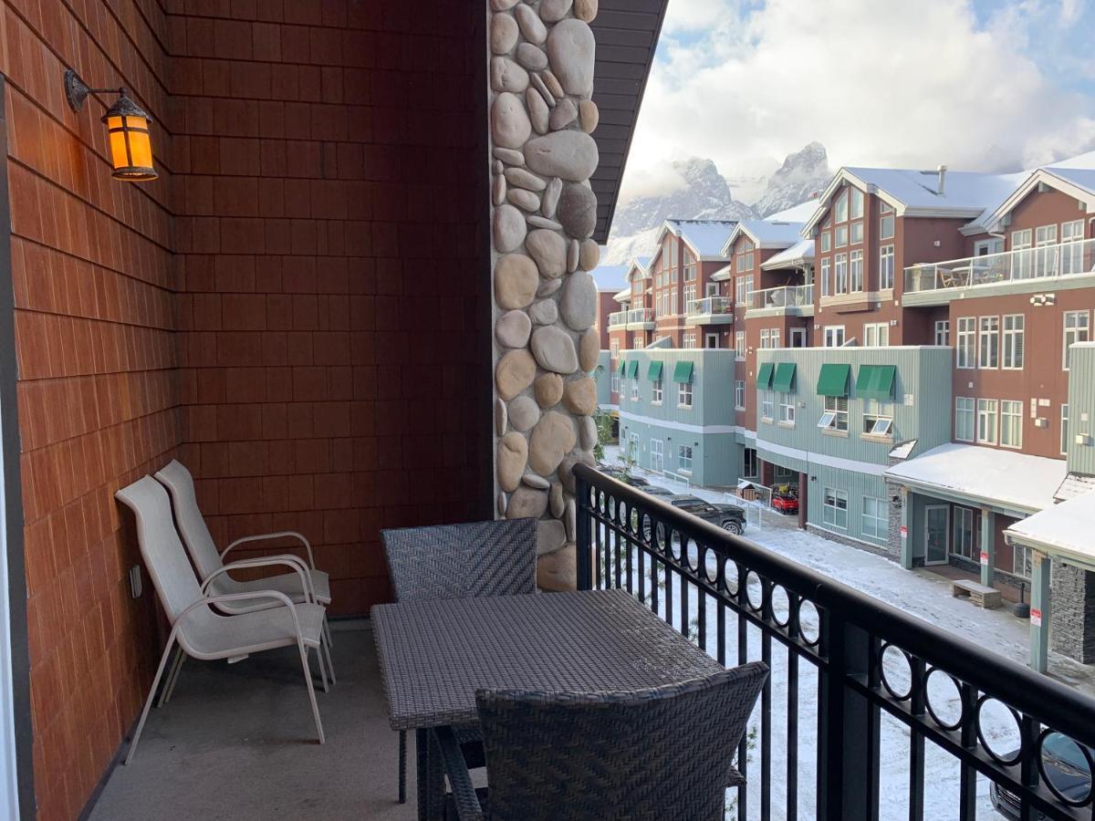 Luxury Two Queen Beds Condo - Grande Rockies Resort Indoor Parking Pool Hot Tub Gym Canmore Kültér fotó