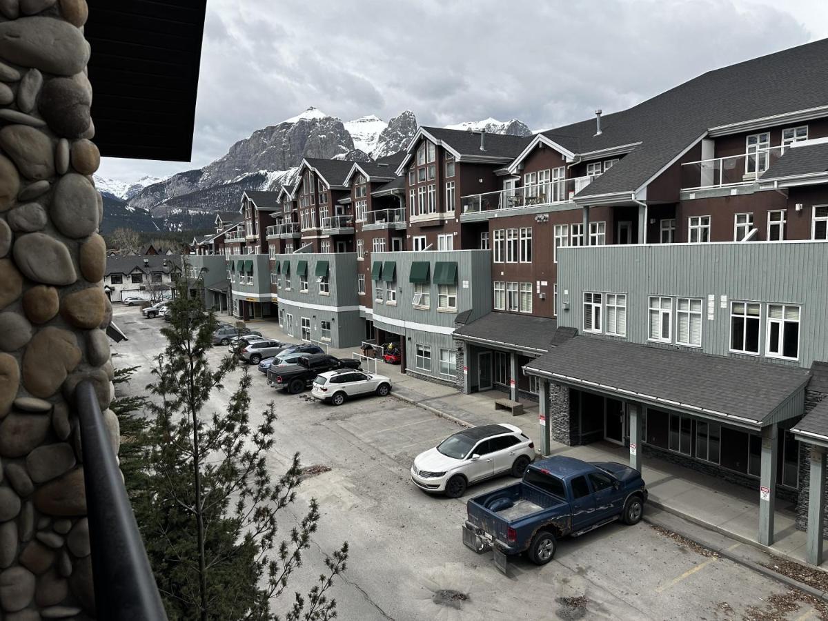Luxury Two Queen Beds Condo - Grande Rockies Resort Indoor Parking Pool Hot Tub Gym Canmore Kültér fotó