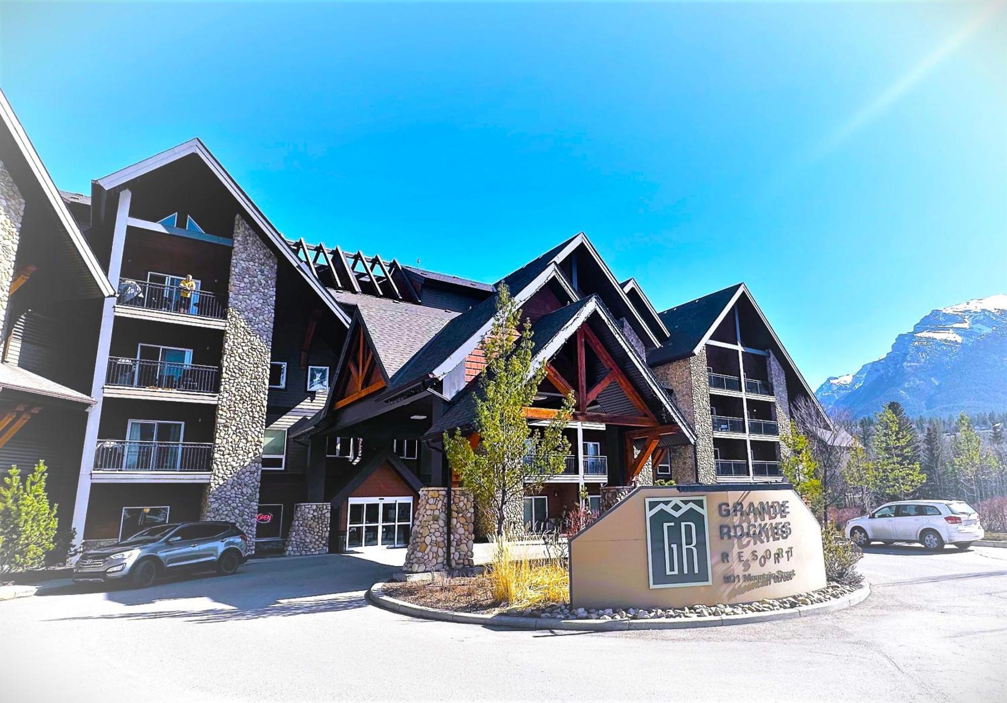 Luxury Two Queen Beds Condo - Grande Rockies Resort Indoor Parking Pool Hot Tub Gym Canmore Kültér fotó